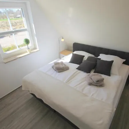 4100 - Strandhaus 25 *